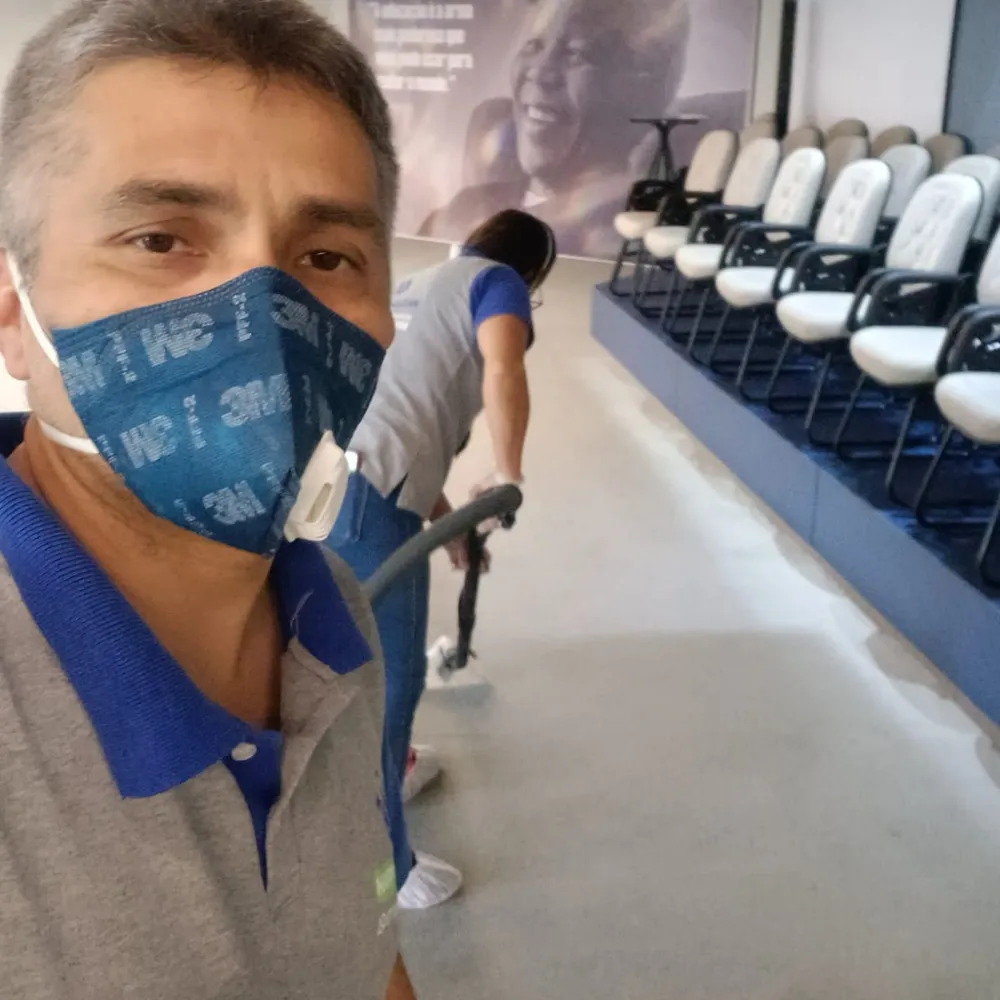 Carpete de auditório — Higienização profissional em ambiente corporativo, NS Clean & Comfort